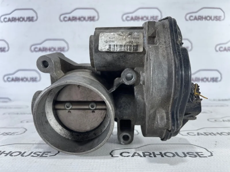 Дроссельная заслонка Ford Focus 2 1.8 QQDB 2010