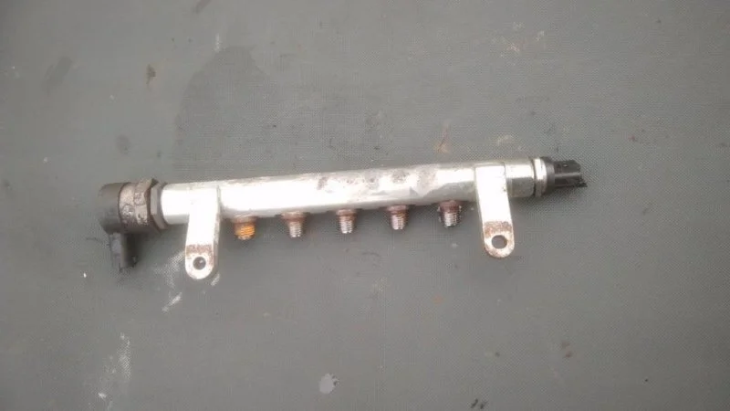 Топливная рампа Land Rover Freelander Ii (2006-2014) 2010 LR001321 2.2 D 224DT