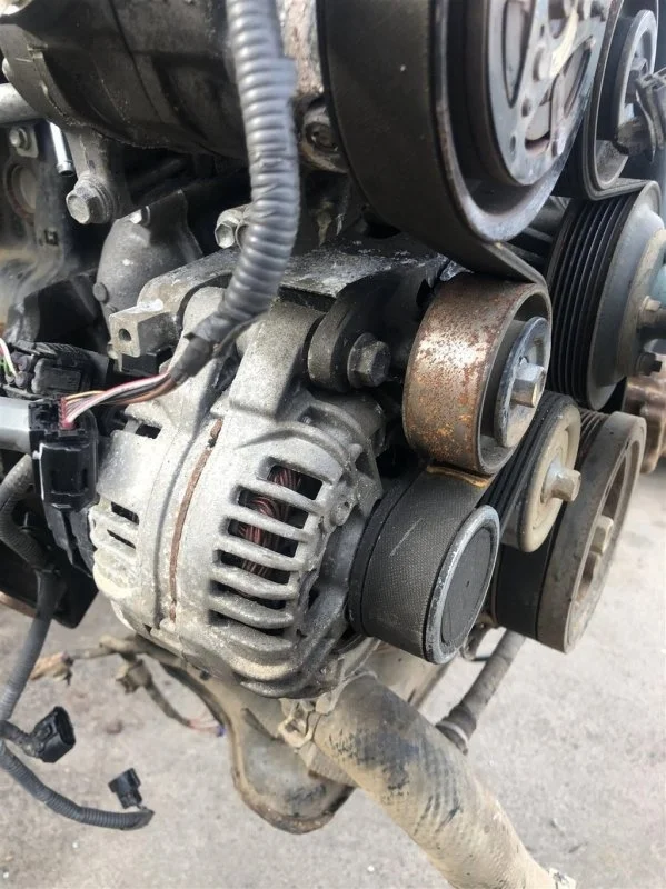 Генератор Toyota Hilux (2005-2015) 2014