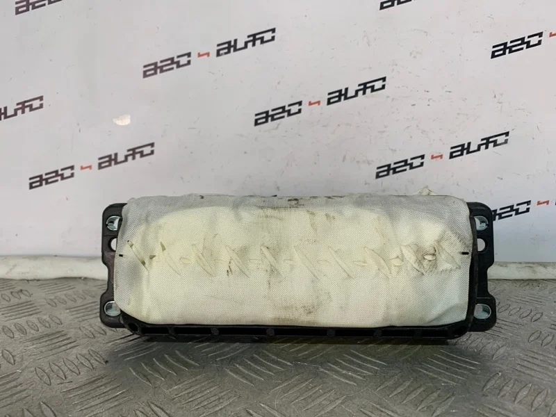 Подушка безопасности пассажира Volkswagen Passat 2010 3C0880204H B6