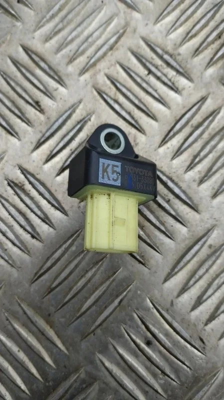 Датчик удара Toyota Camry Xv70 2018 >> 2018 8983133020 3.5 I 2GRFKS