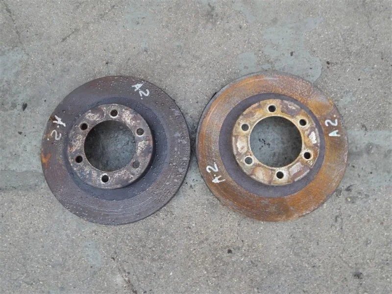 Диск тормозной передний Toyota Land Cruiser Prado 120 (2002-2009) 2004 4351260150 3.0 D