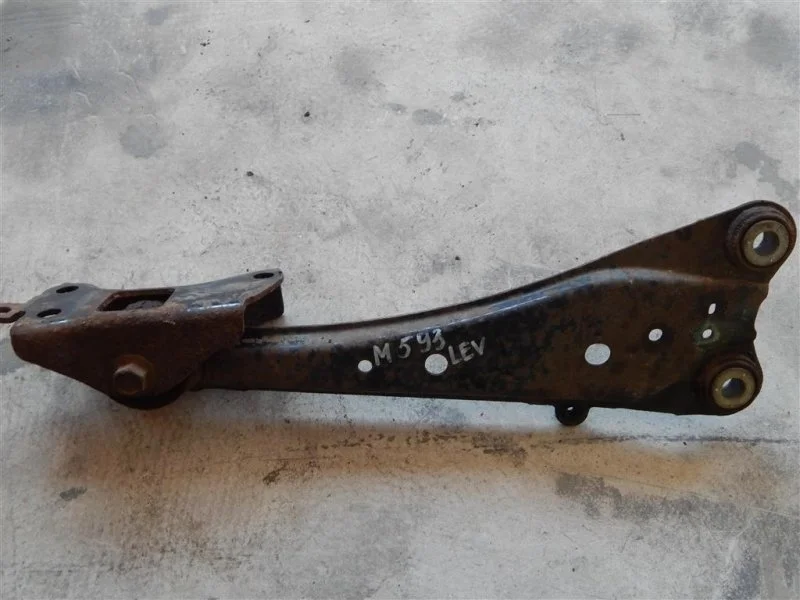 Рычаг задний продольный левый Toyota Rav 4 (Xa30) (2005-2014) 2006 4878042010 2.0 I 1AZFE