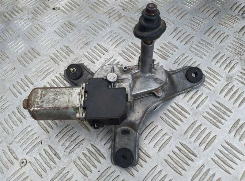 Моторчик заднего стеклоочистителя (дворника) Toyota Land Cruiser Prado 120 (2002-2009) 2005 8513060200
