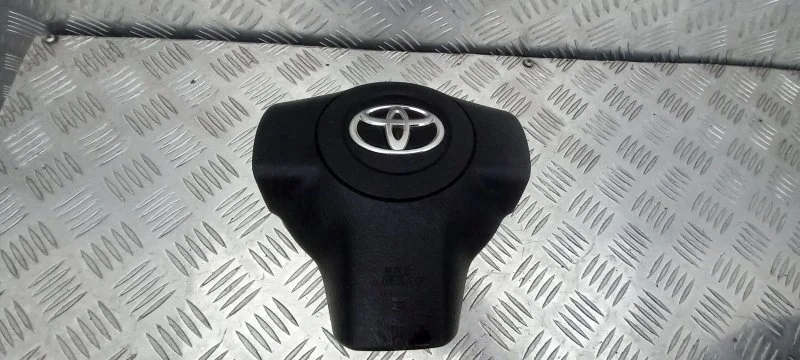 Подушка безопасности водителя Toyota Rav 4 (Xa30) (2005-2014) 2006 4513042100B0 2.0 I 1AZFE