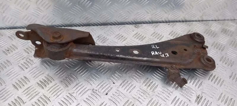 Рычаг задний продольный левый Toyota Rav 4 (Xa30) (2005-2014) 2006 4878042010 2.0 I 1AZFE