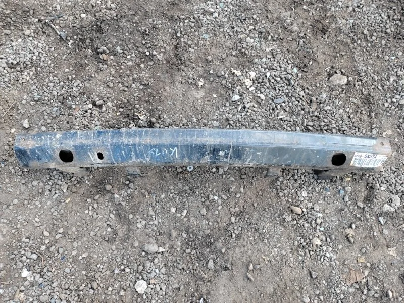 Усилитель бампера переднего Nissan Navara (D40) 2004-2015 2010