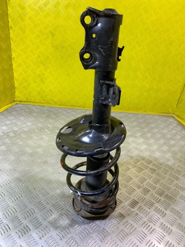 Амортизатор передний левый Toyota Rav 4 (Xa30) (2005-2014) 2008 4852080074 2.0 I 1AZFE