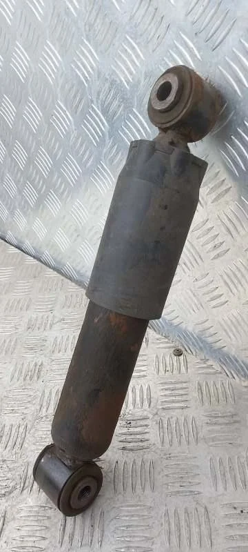 Амортизатор задний Nissan Pathfinder (R51M) 2004-2013 2006 56200EB31A ВНЕДОРОЖНИК 2.5 D YD25DDTI