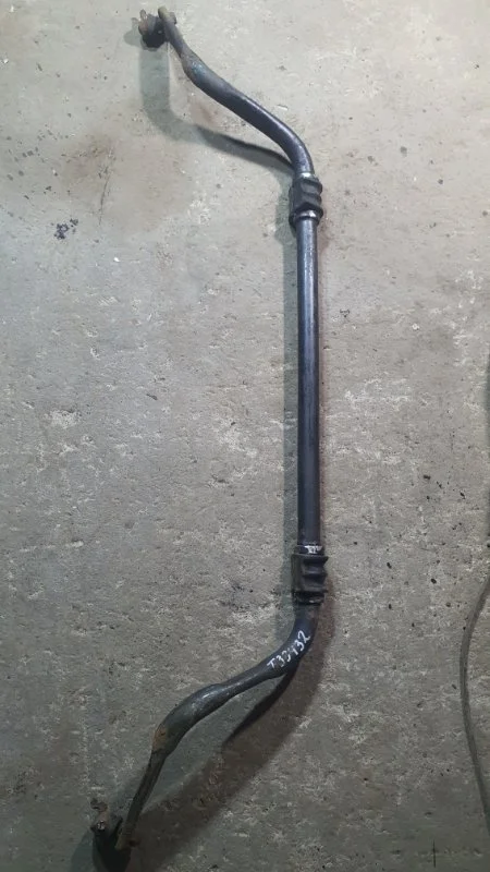 Стабилизатор подвески (поперечной устойчивости) передний Nissan Pathfinder (R51M) 2004-2013 2007 Внедорожник