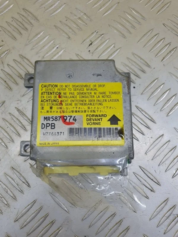 Блок AirBag Mitsubishi L200 (2006-2015) 2007 MR587974 2.5 D 4D56