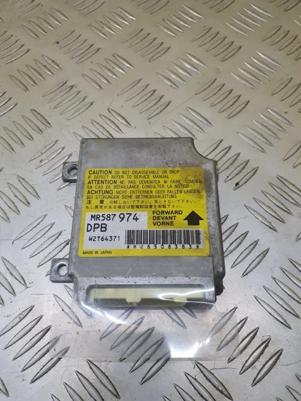 Блок AirBag Mitsubishi L200 (2006-2015) 2008 W2T64371 ПИКАП 2.5 D 4D56