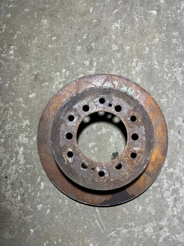 Диск тормозной задний Toyota Land Cruiser Prado 150 (2009-2023) 2016 4243160311 2.8 D 1GDFTV