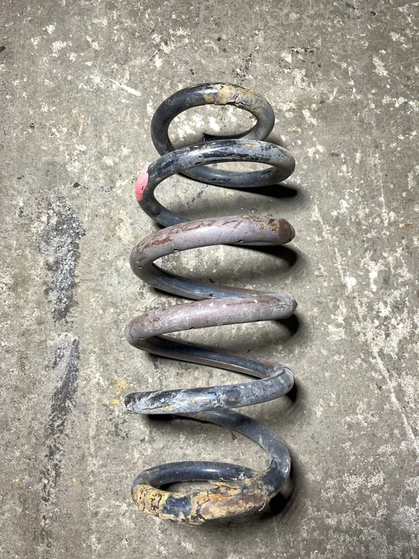 Пружина задняя Toyota Rav 4 (Xa30) (2005-2014) 2009 4823142160 2.4 I 2AZFE