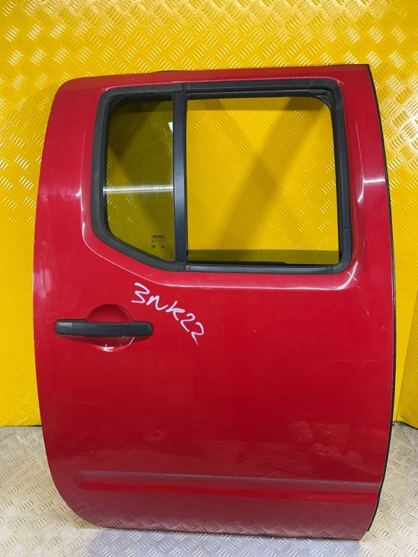 Дверь задняя правая Nissan Navara (D40) 2004-2015 2011 82100EB30J 2.5 D YD25DDTI