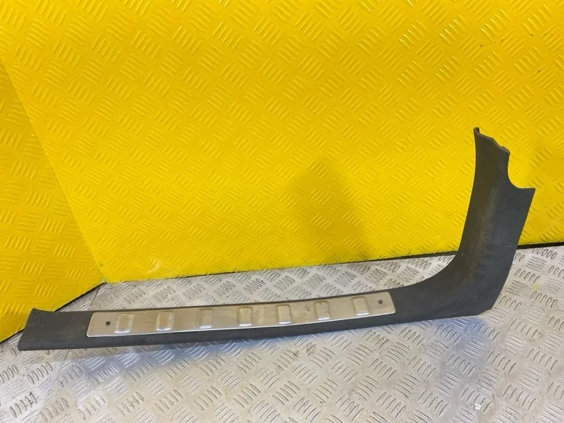 Накладка порог внутренняя передняя левая Nissan Navara (D40) 2004-2015 2012