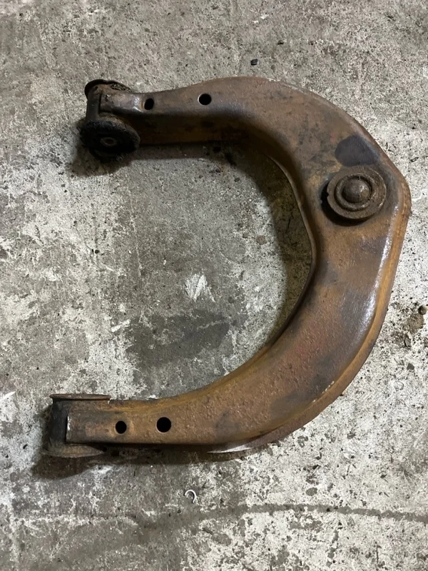 Рычаг передний левый Volkswagen Amarok (2010-2016) 2010 2H0407021B ПИКАП 2.0 D CDCA