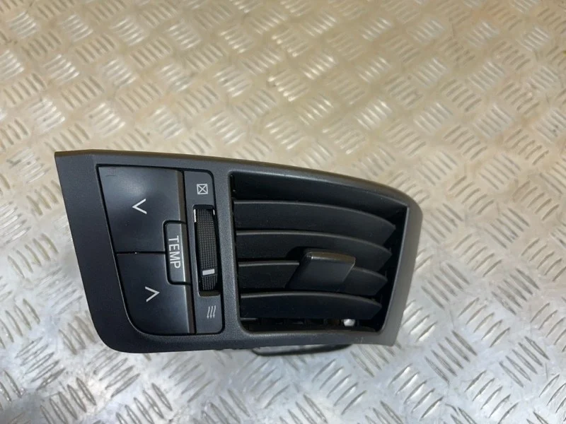 Дефлектор обдува салона Toyota Land Cruiser 200 (2008-2021) Внедорожник