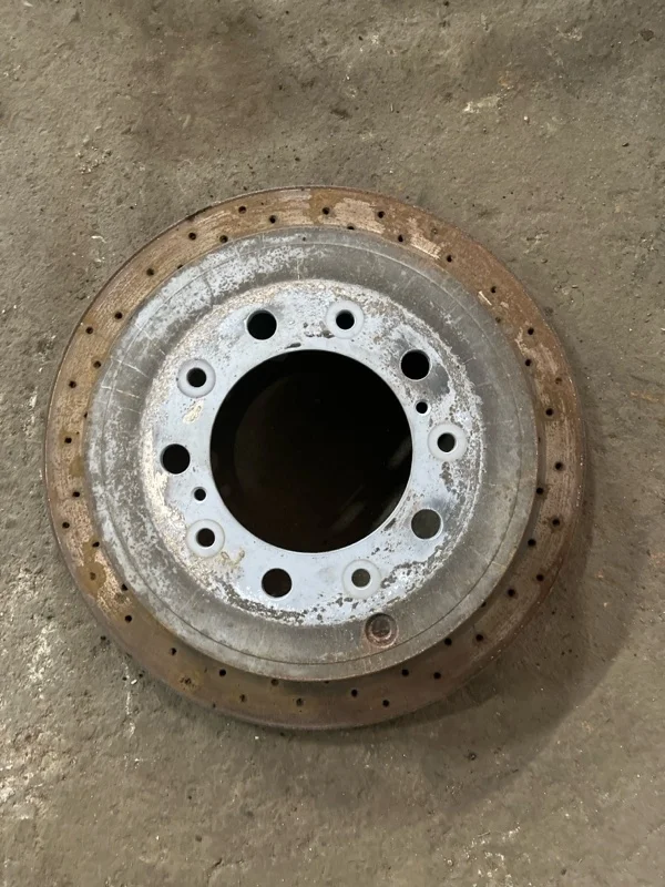 Диск тормозной задний Toyota Land Cruiser 200 (2008-2021) 2008 4243160290 ВНЕДОРОЖНИК 4.5 D 1VDFTV