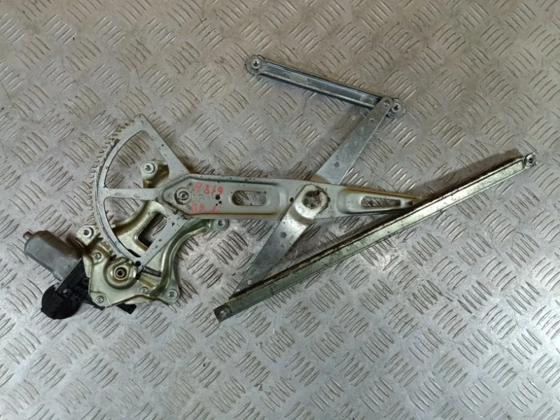 Стеклоподъемник электр. передний левый Toyota Rav 4 (Xa30) (2005-2014) 2006 6980252080 2.0 I 1AZFE