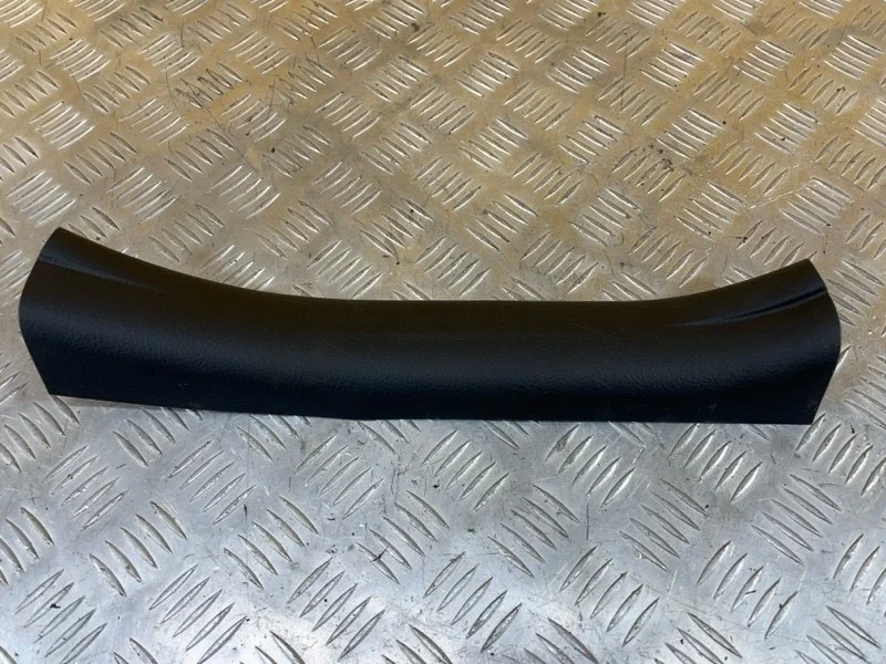 Накладка порог внутренняя задняя левая Toyota Rav 4 (XA30) (2005-2014) 2006