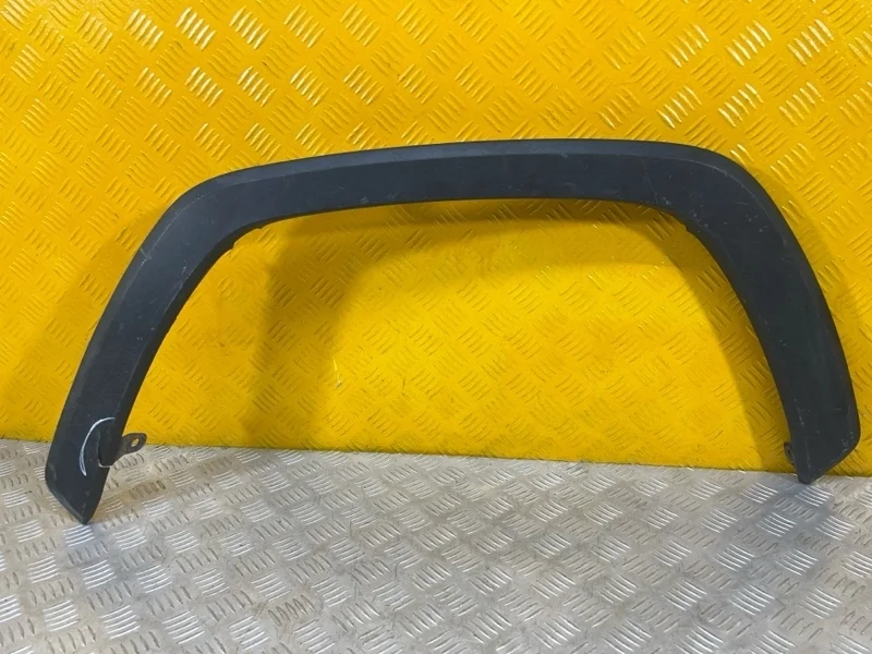 Молдинг крыла переднего левого Toyota Rav 4 (Xa50) (2018-Н.в.) 2019 7560242160 2.5 I A25AFXS