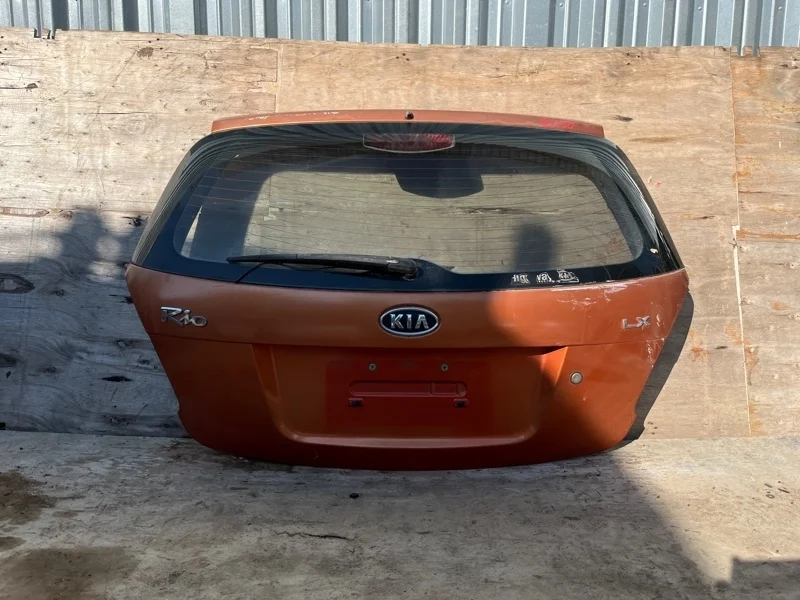 Дверь багажника Kia Rio 2 2005-2011