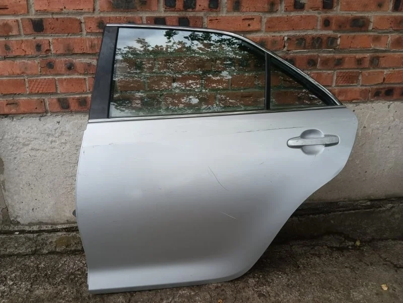 Дверь задняя левая Toyota Camry XV50/XV55 2ARFE
