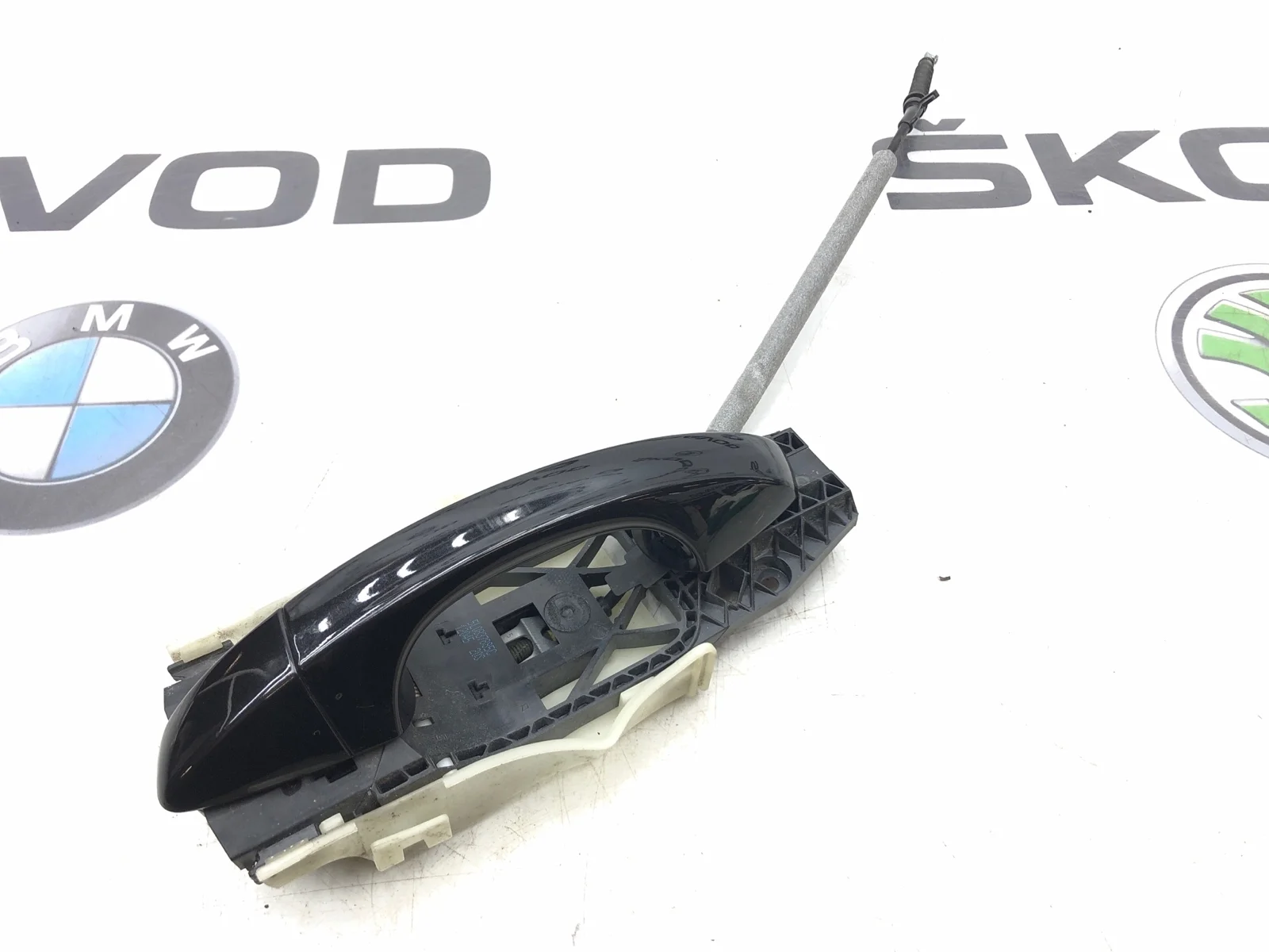 Ручка двери внешняя Skoda Octavia 2015 5L0837885C A7 (5E) 2.0 CKFC, задняя левая