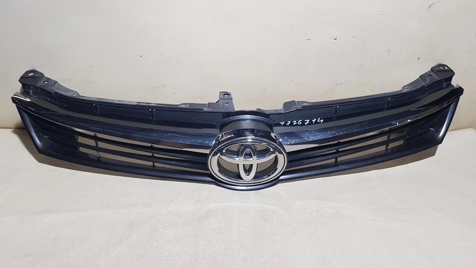 решетка радиатора TOYOTA CAMRY 8, XV50 XV55 ASV50 50 55   ТОЙОТА   КАМРИ    5310133512 2011-2018 (контрактная запчасть)