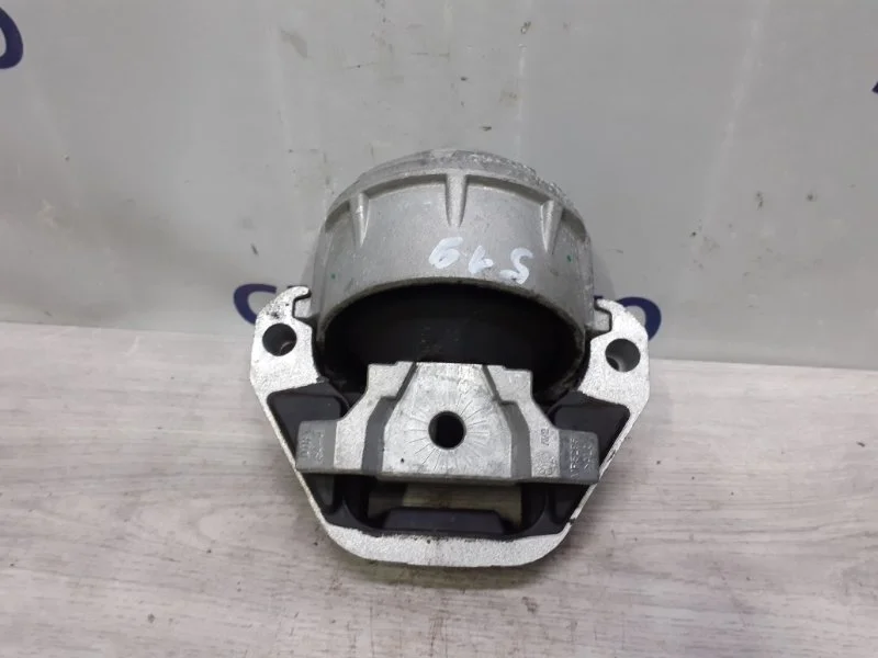 Опора ДВС Audi A6 Allroad 2013 4G0199381MM C7 3.0 CGW, правая