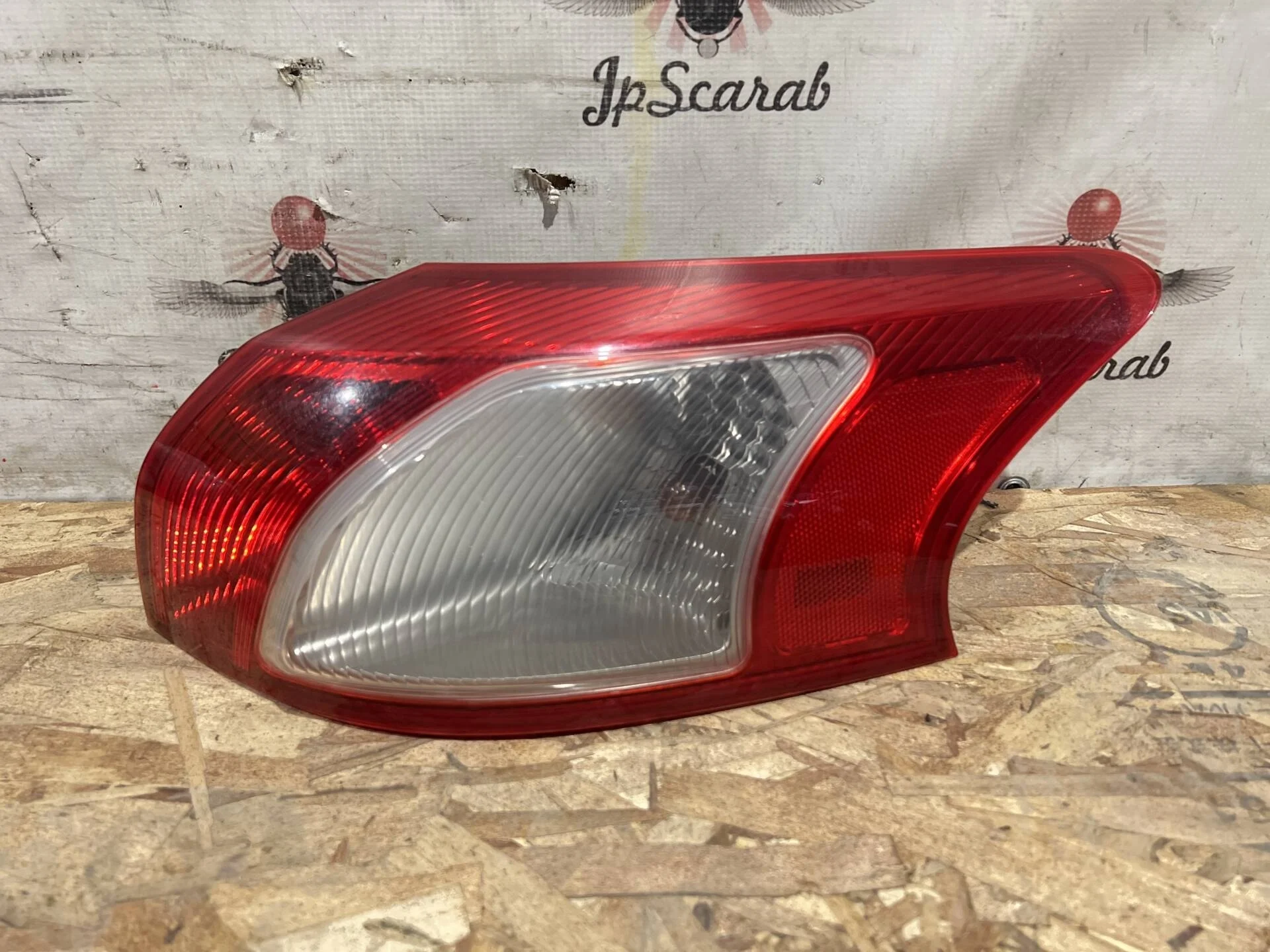 Фонарь задний правый Mitsubishi Lancer 10 CX