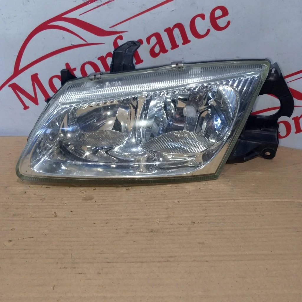 Фара галогеновая Nissan Almera 2002 26060BN011 N16, левая