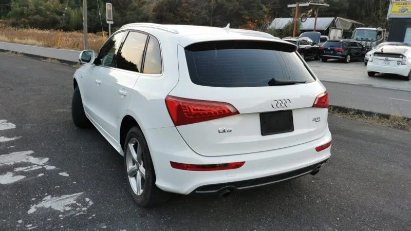 Продажа Audi Q5 2.0 (211Hp) (CDNC) 4WD AT по запчастям