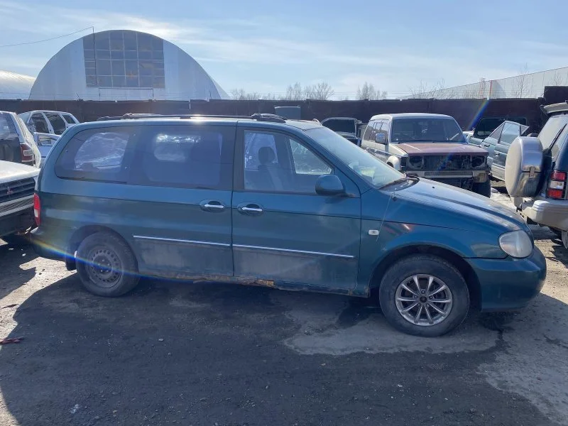 Продажа Kia Carnival 2.5 (150Hp) (K5) FWD AT по запчастям