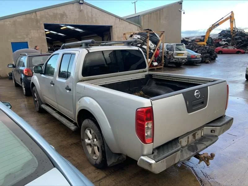 Продажа Nissan Navara 2.5D (190Hp) (YD25DDTI) 4WD AT по запчастям