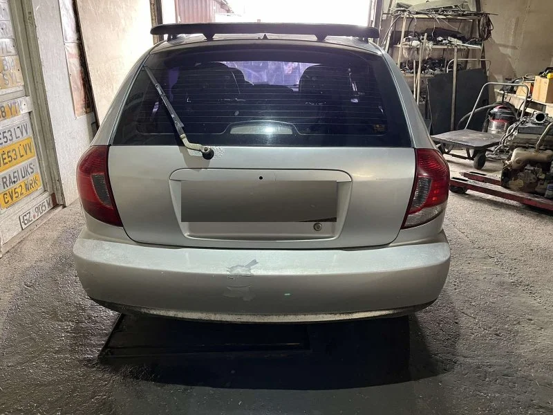 Продажа Kia Rio 1.5 (95Hp) (A5E) FWD MT по запчастям