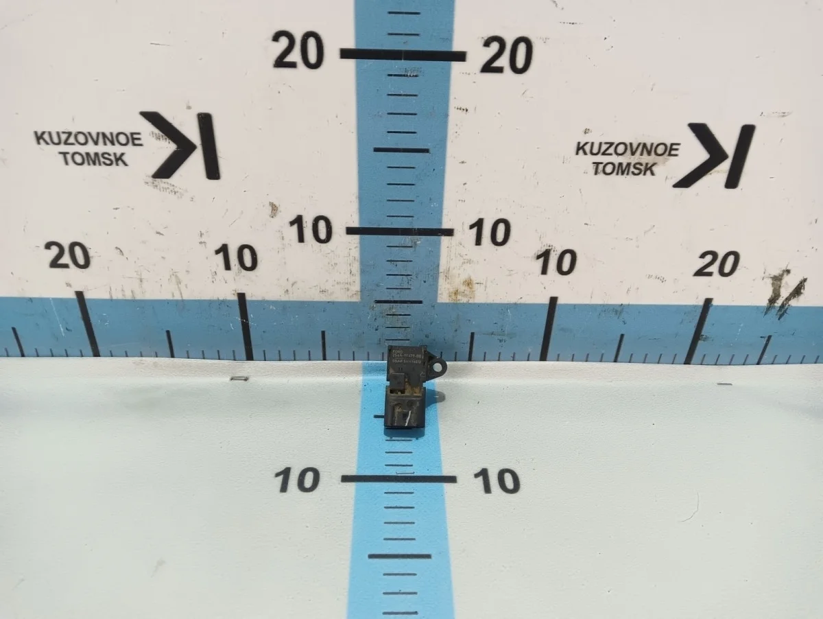 Датчик абсолютного давления Ford Fiesta 2008 CBK