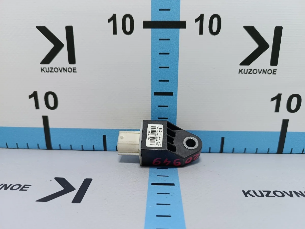 Датчик air bag Hyundai i40 2013 VF