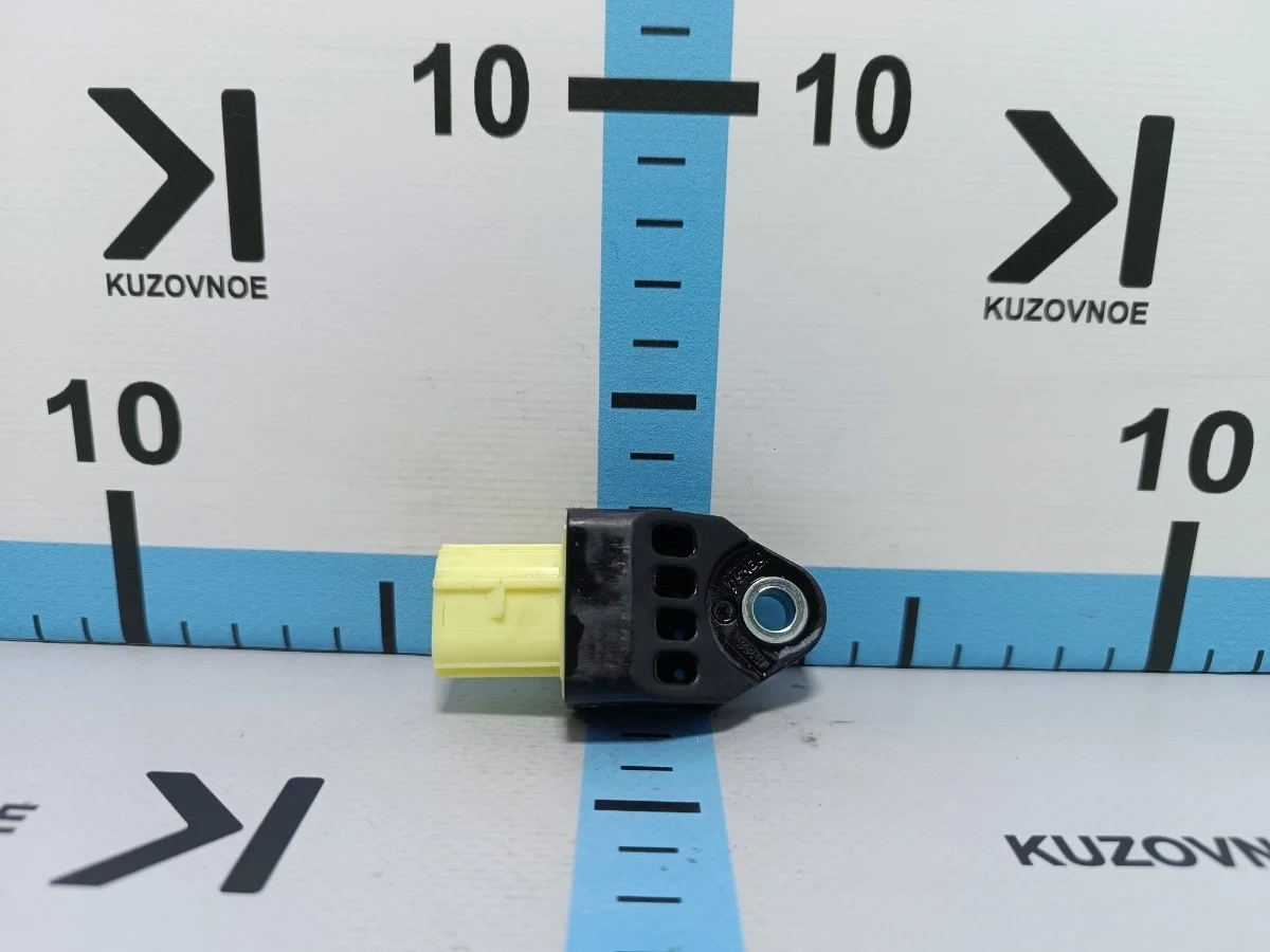 Датчик air bag Lexus RX450h 2012 AL10