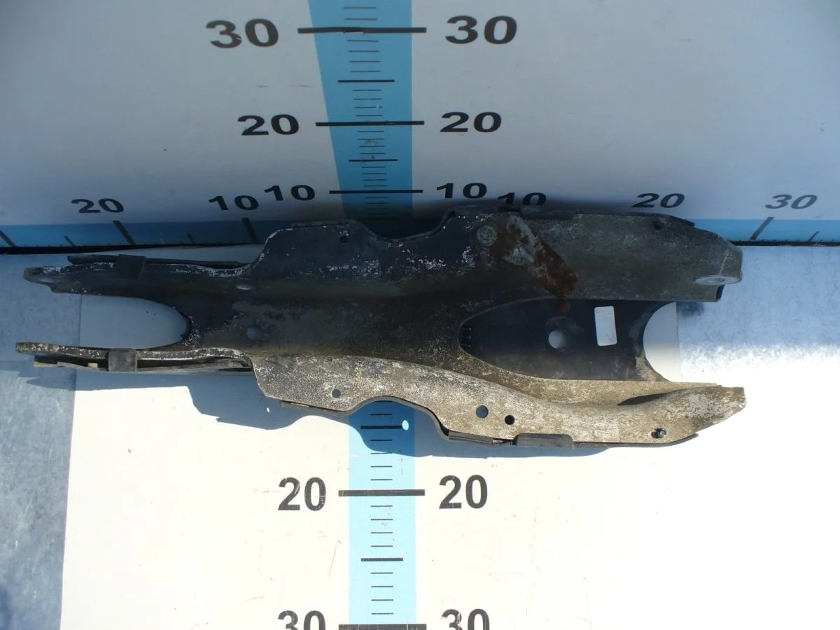 Рычаг Mercedes-Benz -Class 2001 w220