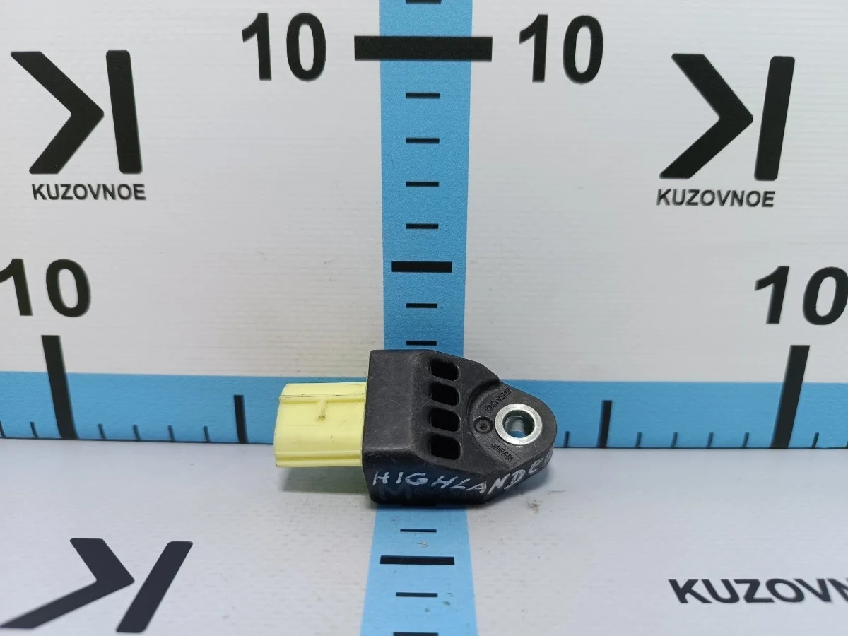 Датчик air bag Toyota Highlander 2012 XU40