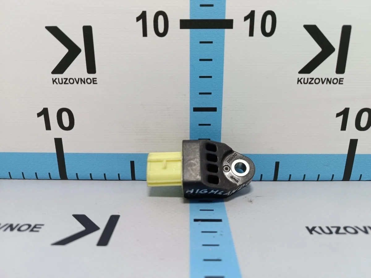 Датчик air bag Toyota Highlander 2012 XU40