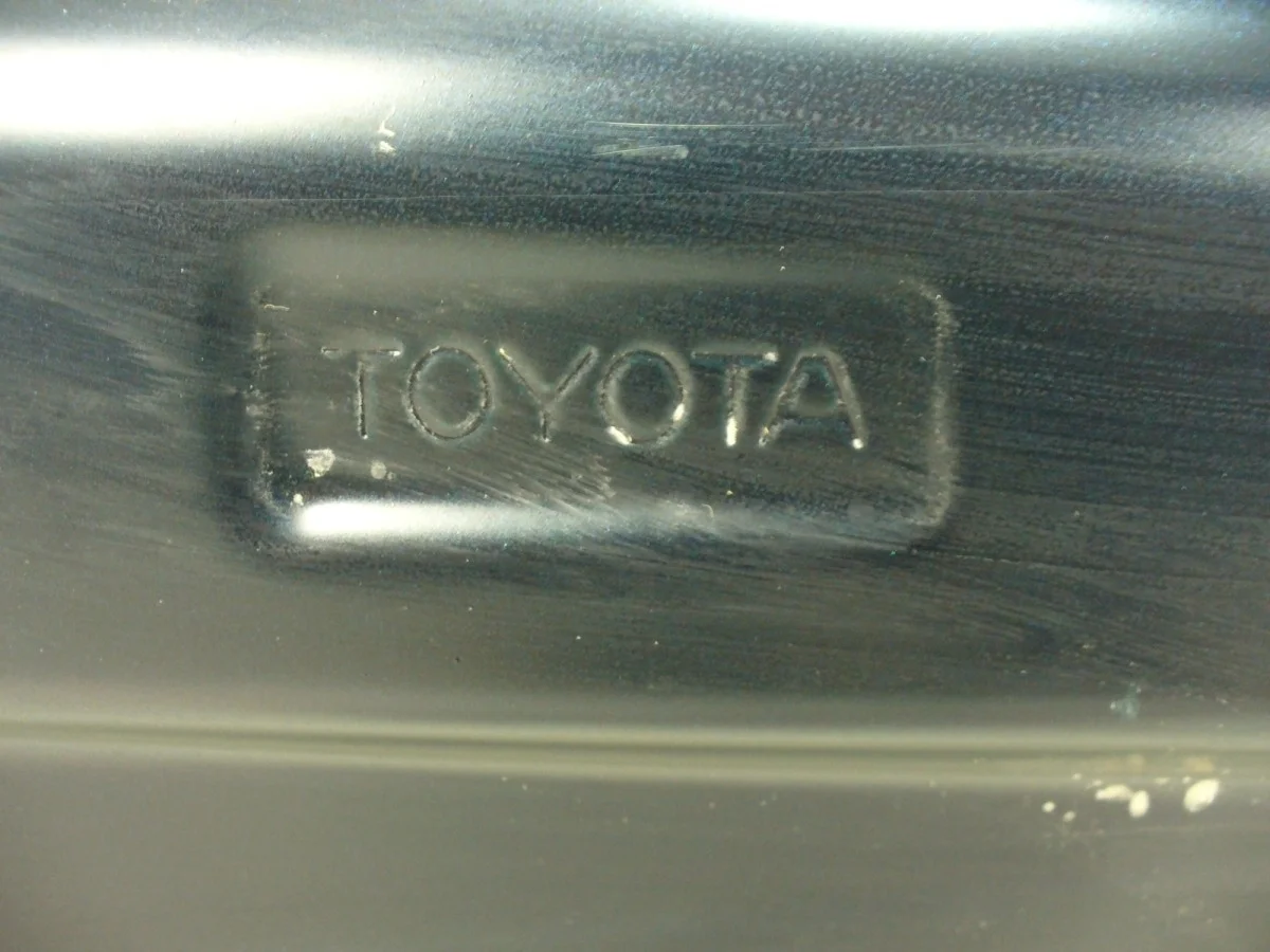 Капот Toyota Land Cruiser Prado 2009-2023 J150