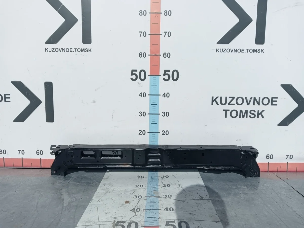 Рамка радиаторов (телевизор) Hyundai Tucson 2015-2021 TL