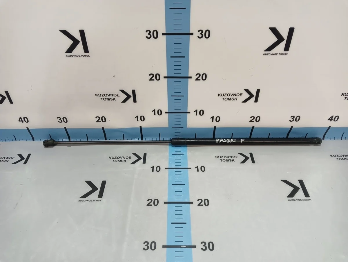 Амортизатор капота Volkswagen Passat 2006 3C2