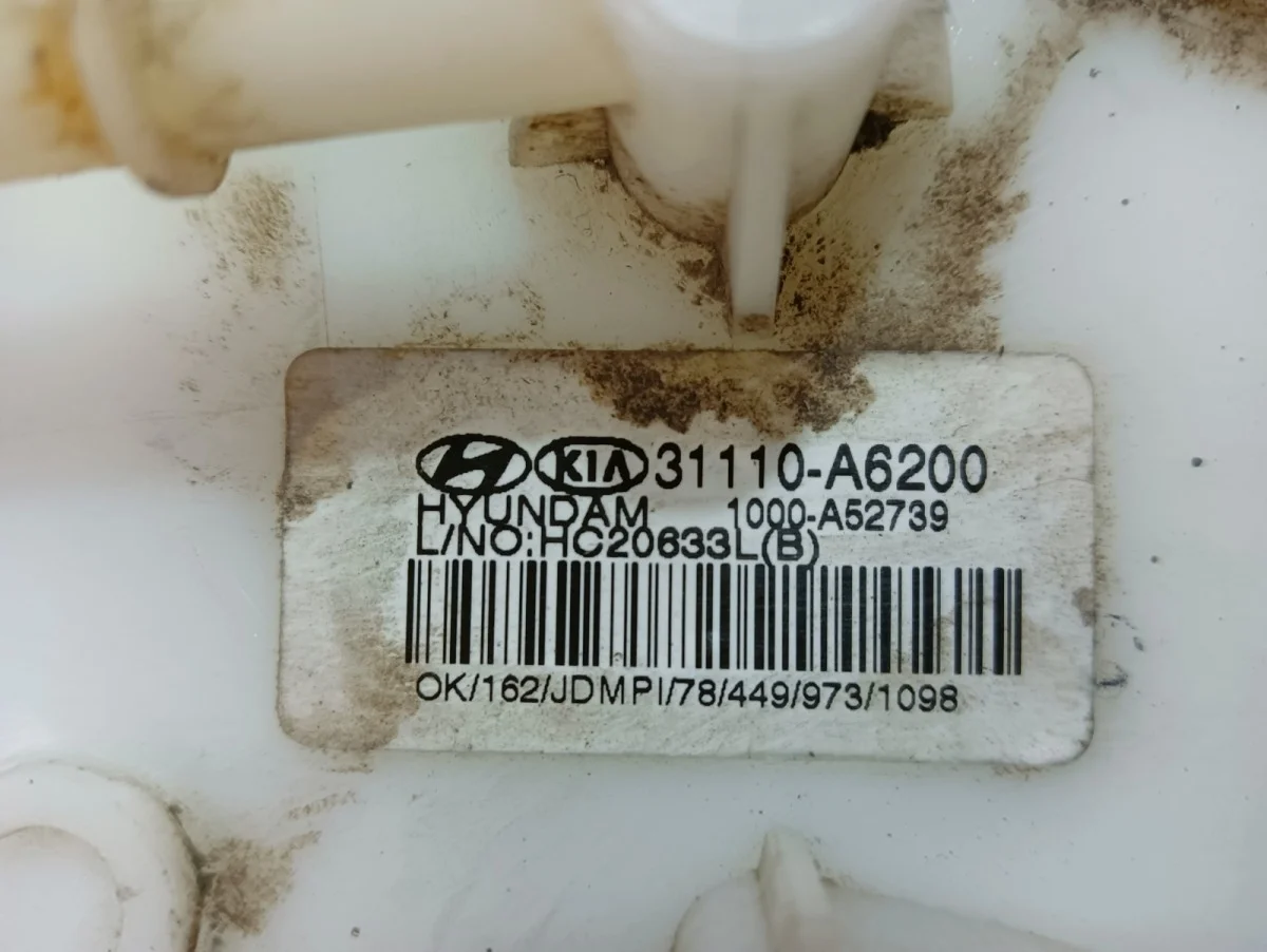 Бензонасос корпусом (топливный) Kia Ceed 2012 JD