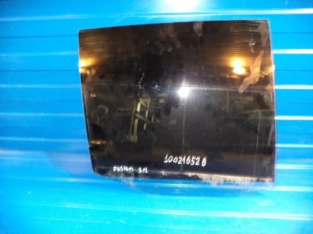 Стекло двери Ford Fusion 2007 CBK