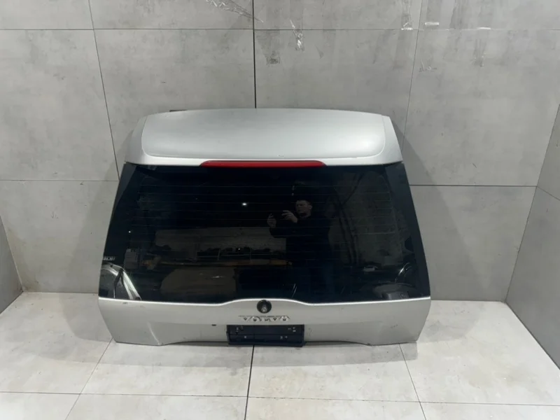 Дверь багажника Volvo XC90