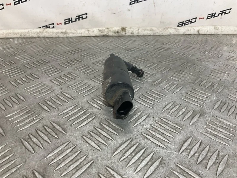 Насос омывателя фар Volkswagen Passat 2006 3B7955681 B6